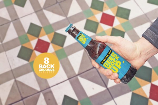手持啤酒瓶素材库精选模板 Get Beer Bottle Mockup