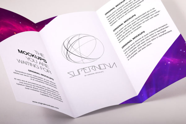 A4尺寸规格三折页传单设计效果图PSD样机03 A4 Trifold Brochure PSD Mockup 03