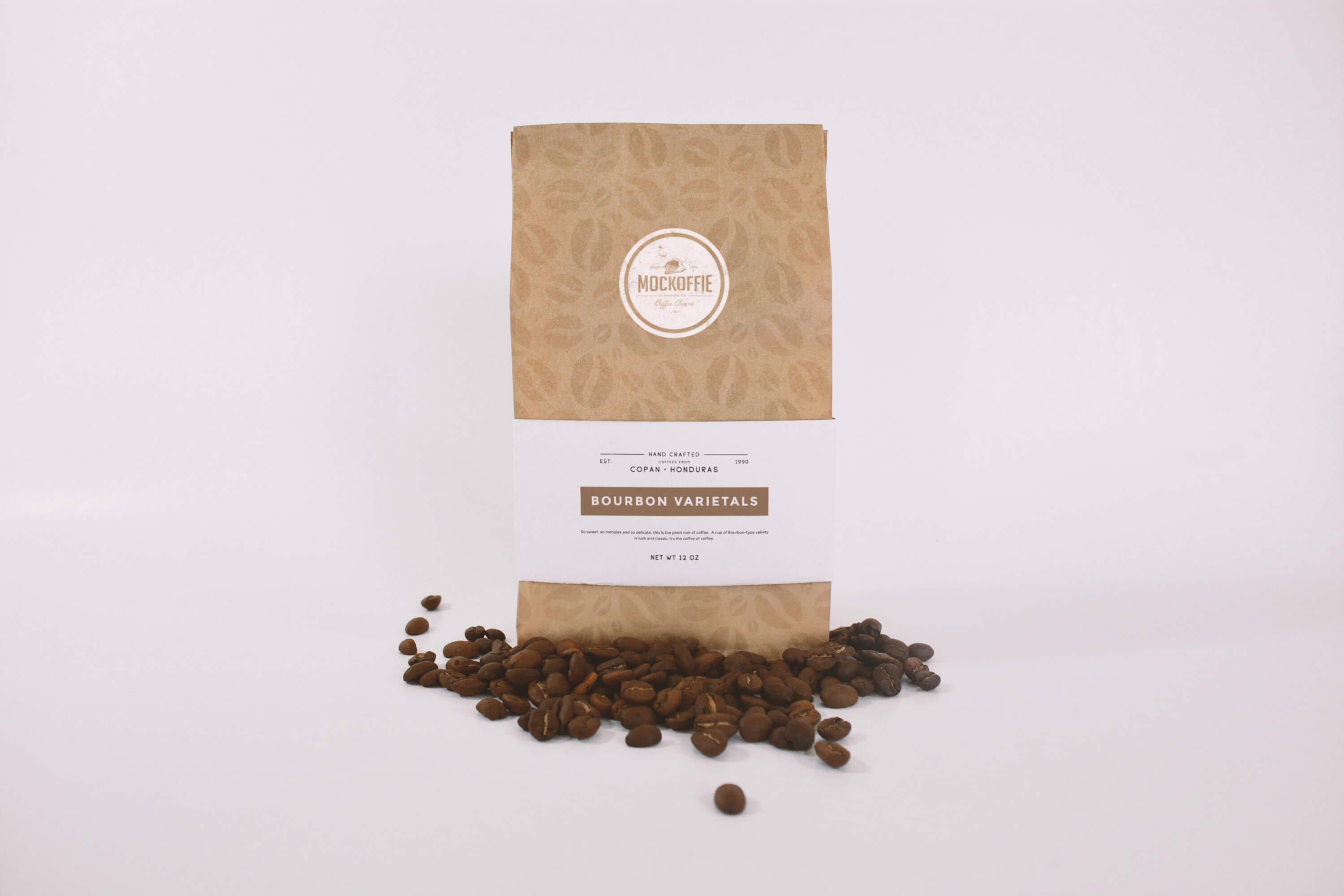 咖啡豆包装纸袋定制设计效果前视图样机 Coffee Bag Mockup Front View插图