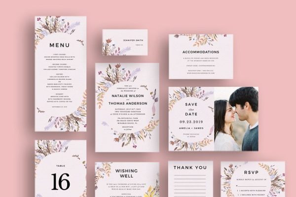 甜蜜花卉花环装饰婚礼邀请函模板 Sweet Floral Wreath Invitation Set