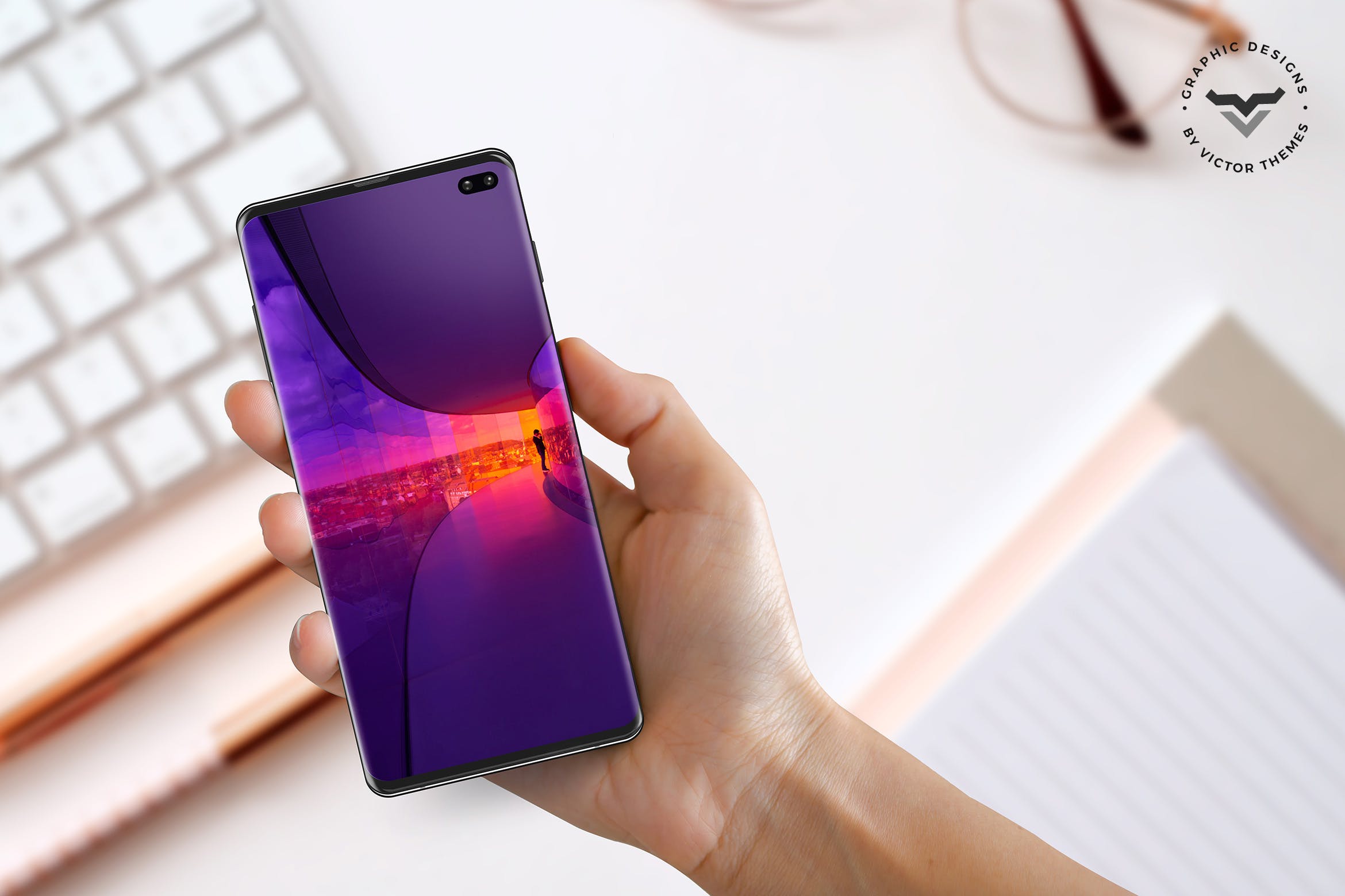 全屏幕无框手机屏幕演示样机模板 Mobile With Hand PSD Mockups插图
