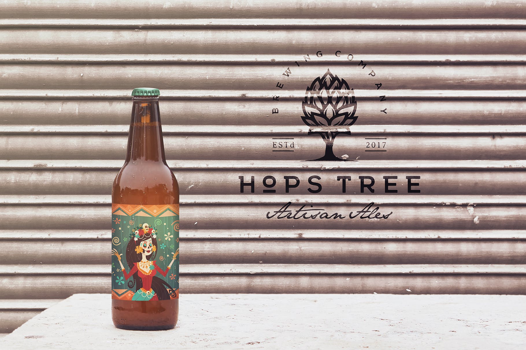 50cl啤酒瓶外观设计预览素材库精选 50cl Garage Beer Mockup插图(2)