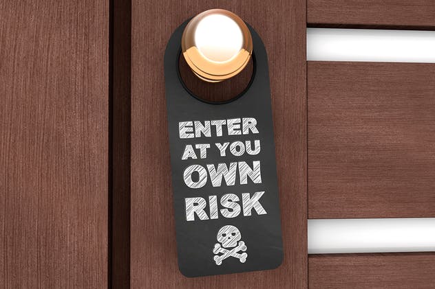 门钩门把手粉笔艺术字体吊牌样机模板 Chalkboard Door Hanger Mock-Ups插图(1)