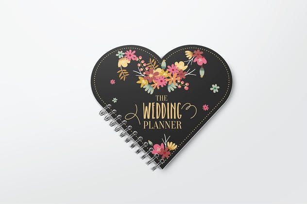 活页装订心形记事本样机模板 Heart Shape Notebook Mockups插图(5)