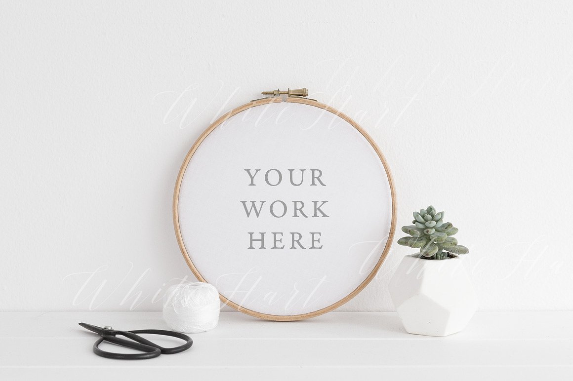 艺术圆款相框样机模板 Psd+Png Embroidery hoop mock up – Psd+Png插图