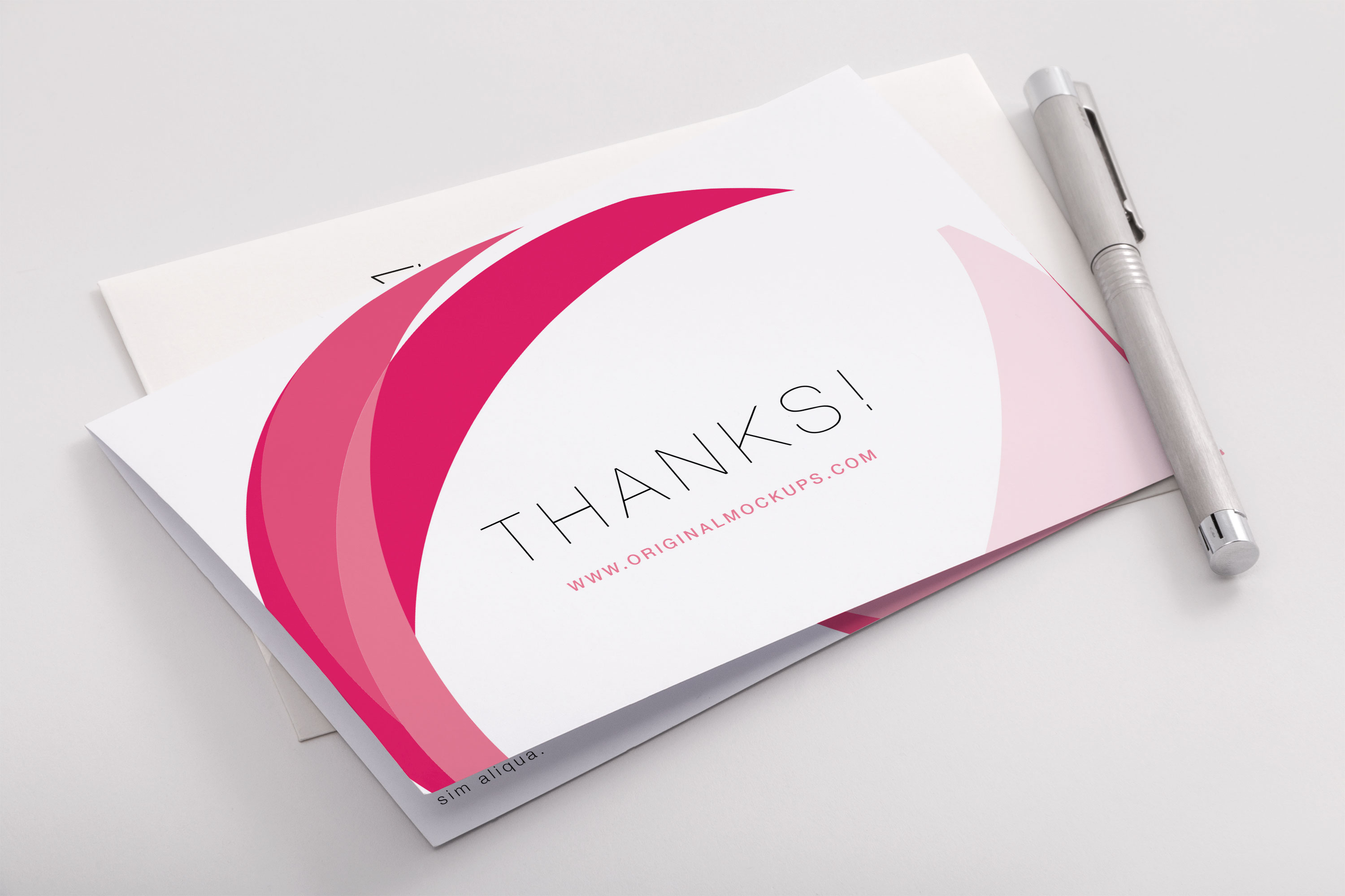 感谢卡感恩卡封面设计预览PSD样机02 Bifold Thank You Card PSD Mockup 02插图
