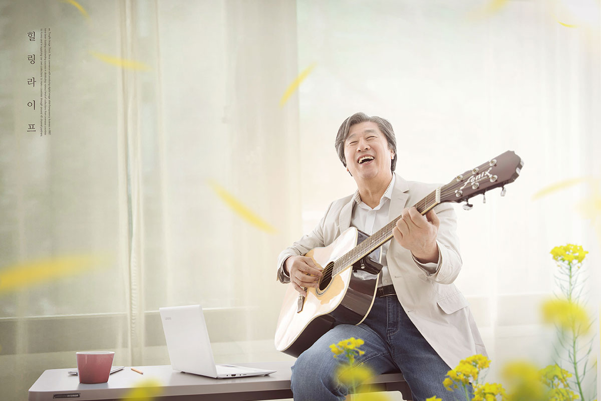 老年人音乐惬意生活海报设计模板插图