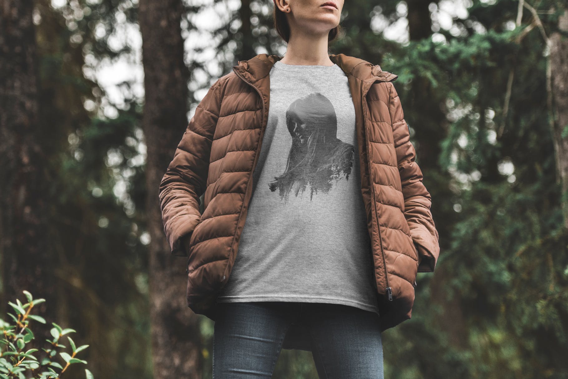 男士T恤印花设计户外场景模特上身效果样机v1 T-Shirt Mockup Adventure  Edition Vol. 1插图(2)