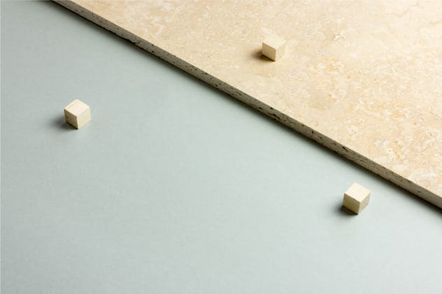 啤酒瓶外观贴纸设计展示样机 Beer Bottle Mock-up / Real Photo Scene插图(5)