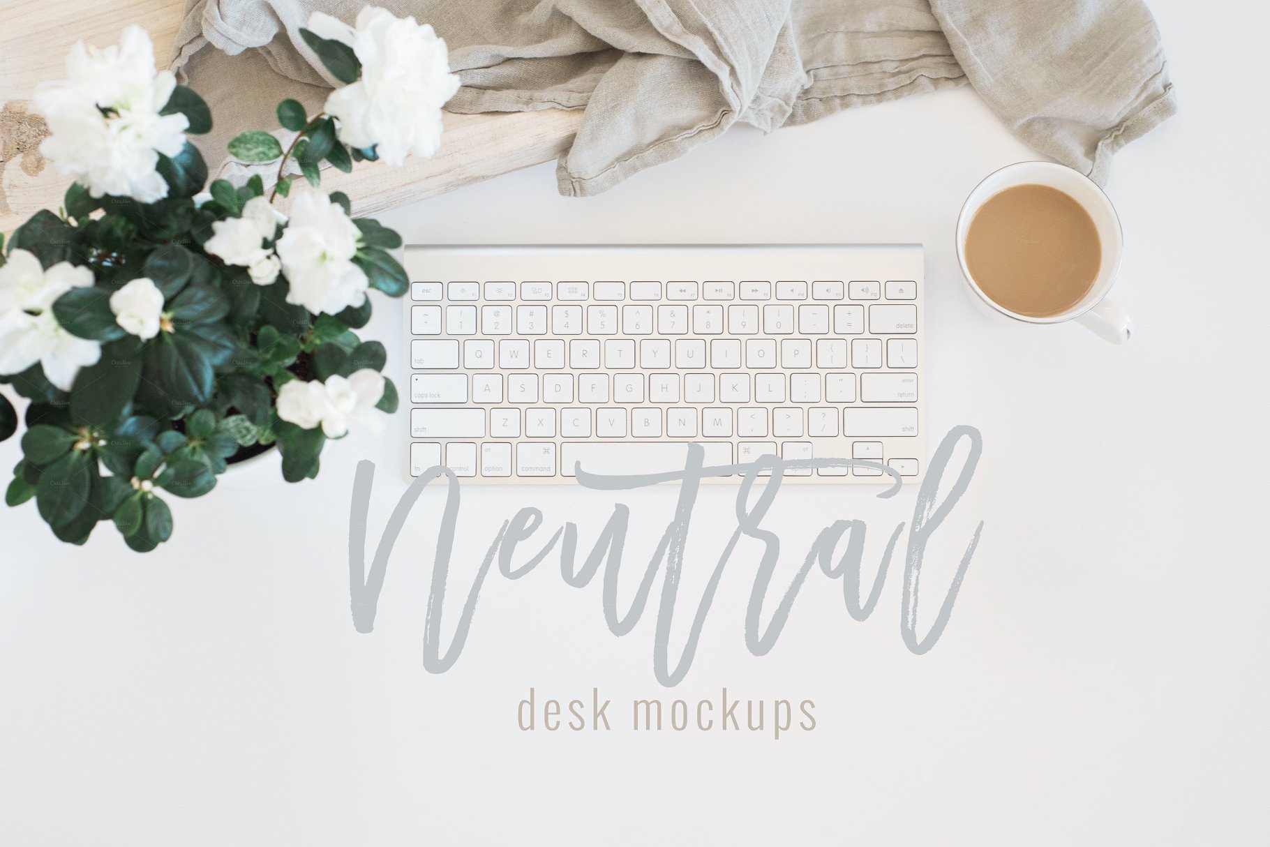 桌面办公场景样机模板 Desk Scene Mockups | Three Images插图