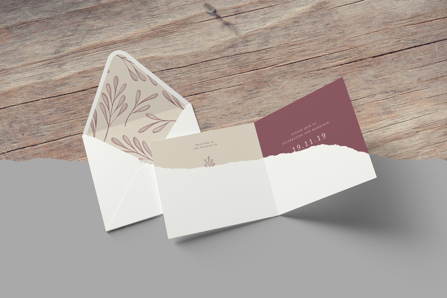 方形请柬和贺卡设计效果图样机素材库精选 Square Invitation and Greeting Card Mockups插图(4)