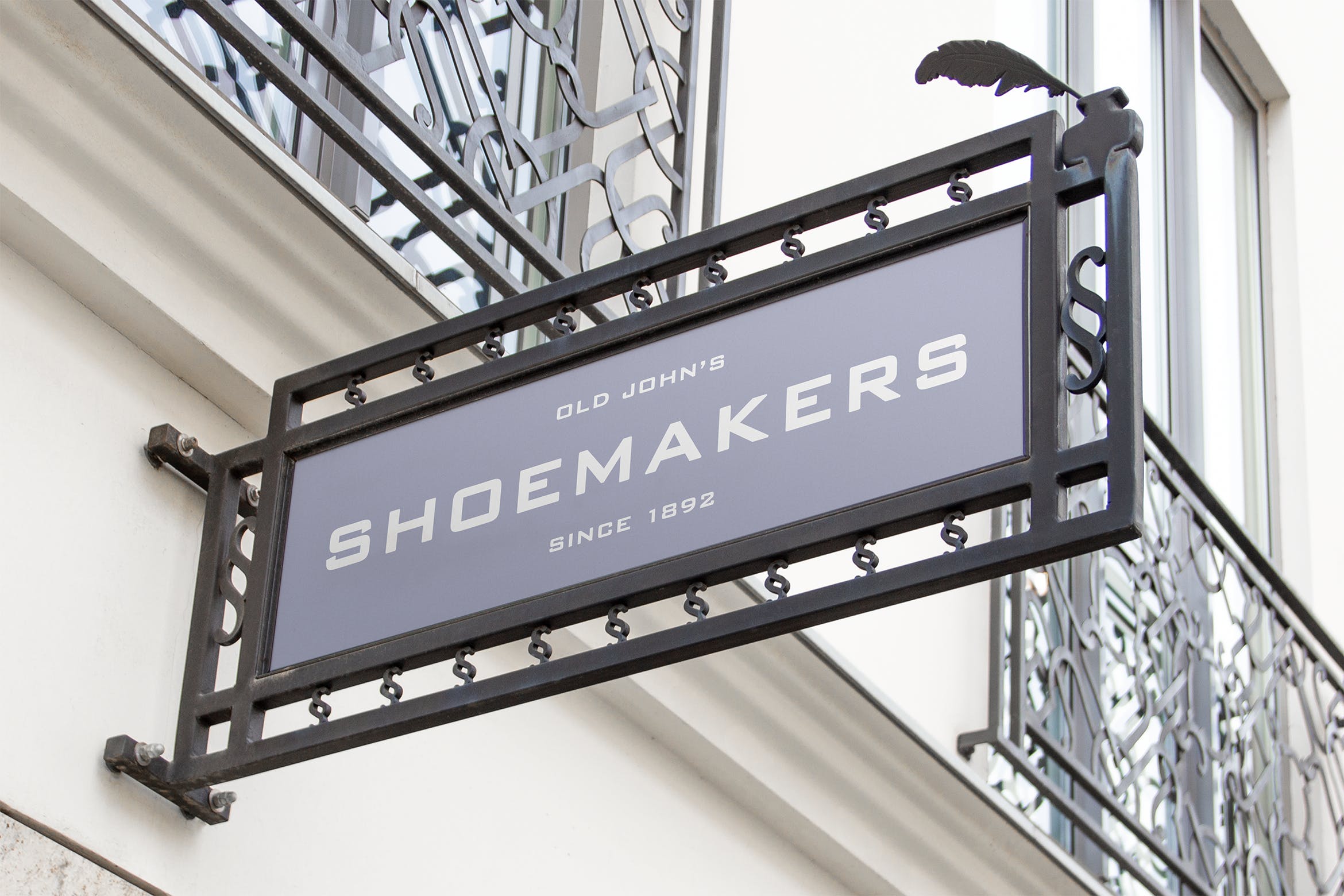 户外悬挂式店招/Logo标志牌样机#2 Outdoor Hanging Logo Sign Mockup #2插图