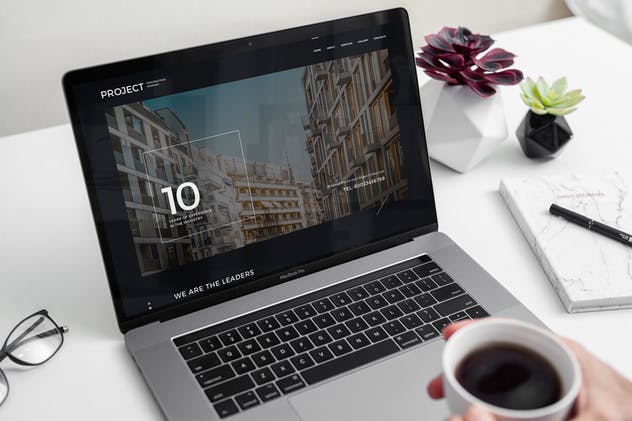 16个不同场景Mac Pro演示样机合集 MacBook Pro Responsive Mock-Up插图(8)