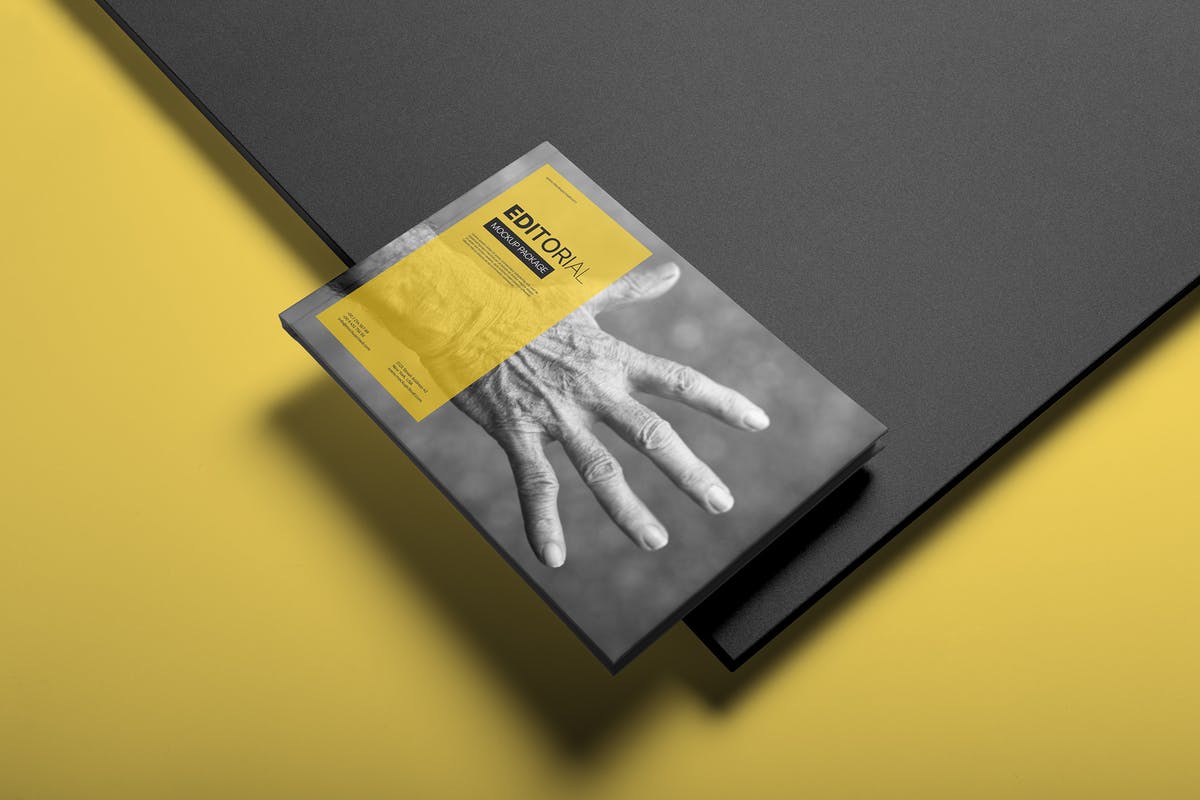 精装纵向画册宣传册样机模板 Hardcover Landscape Brochure Mockup插图