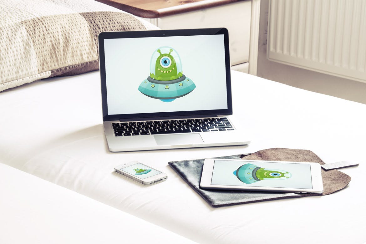 奢华酒店场景笔记本电脑&平板电脑屏幕预览素材库精选样机v2 5 Laptop and tablet mock-ups in hotel Vol. 2插图(4)