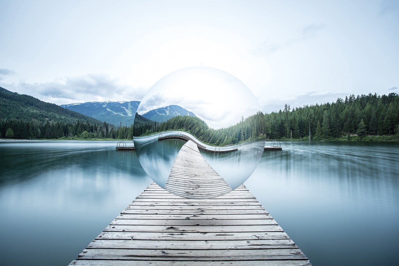 圆形扭曲效果照片特效PSD模板 Photo Sphere Mockup插图