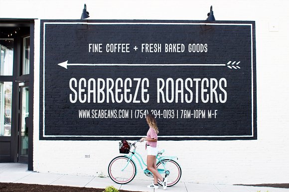 Cornhusker Regular | Condensed Font插图5