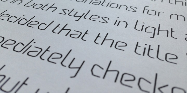 Angleface Font Family插图1