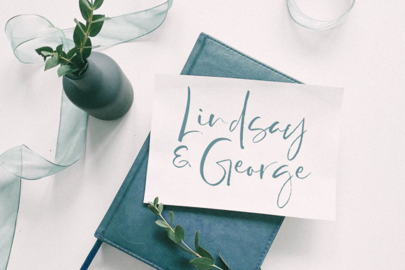 StayHome Brush Font插图1