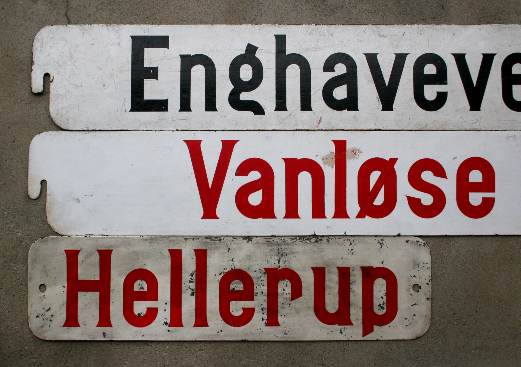 CPH Tram Font Family插图