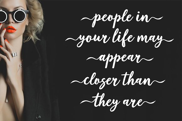 Brushello Font插图5