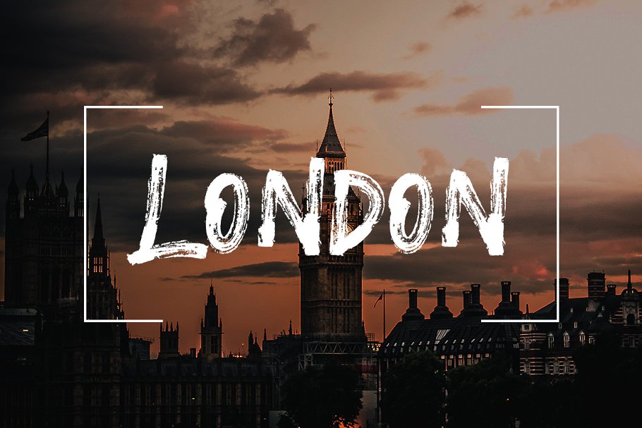 Crasher // Strong Brush Font插图4