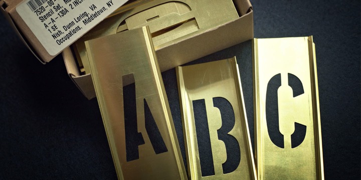 Vtg Stencil US No 72 Font Family插图1